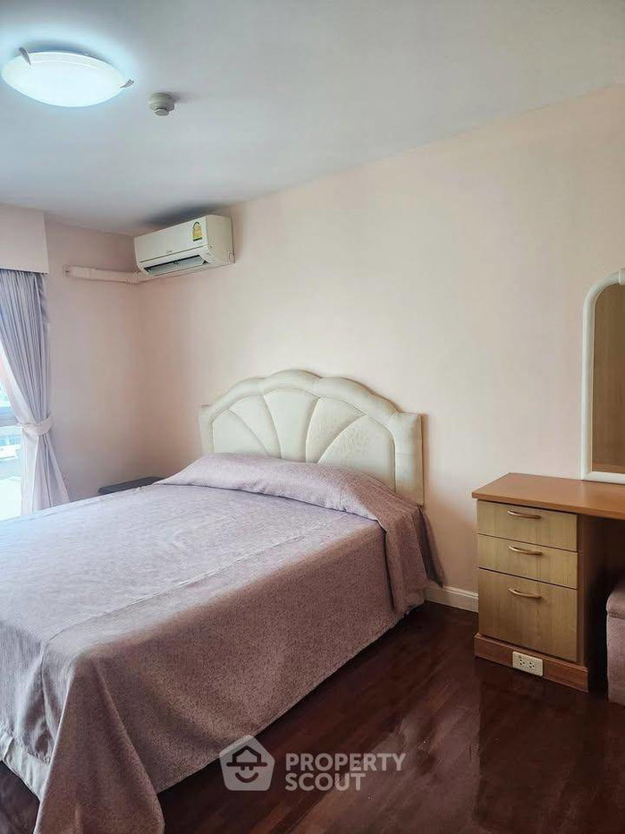 รูป คอนโด 2-ห้องนอน ที่ นาวิน คอร์ท คอนโดมิเนียม ใกล้ BTS เพลินจิต (ID 3035900) - รูปที่ 9/17