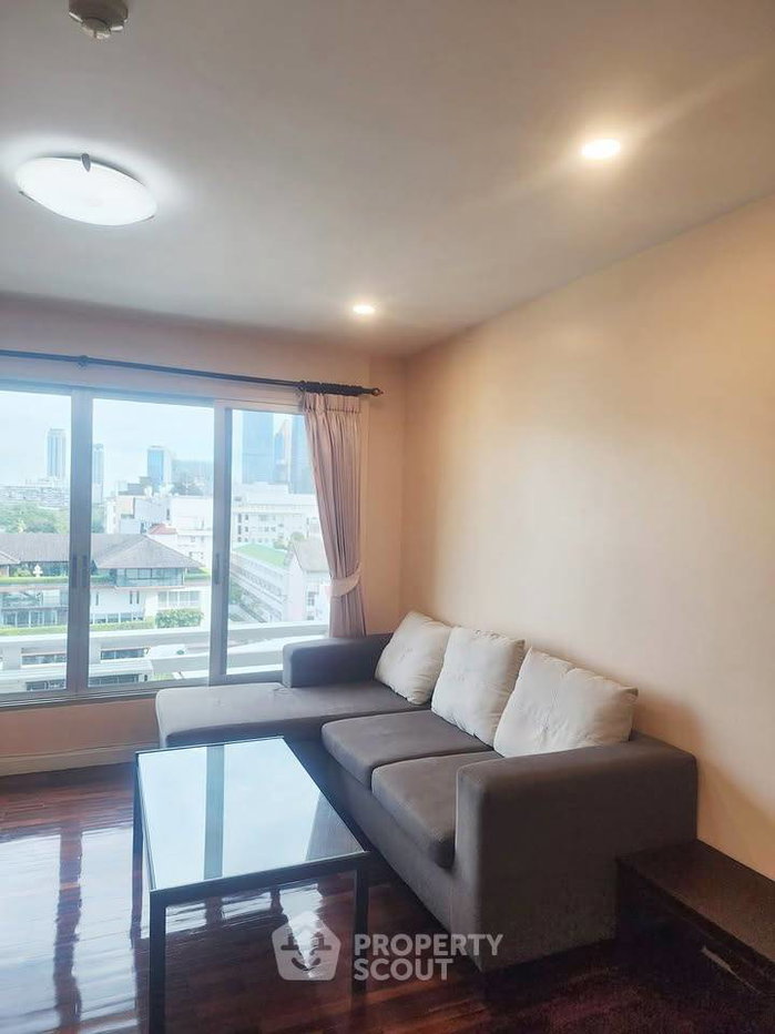 รูป คอนโด 2-ห้องนอน ที่ นาวิน คอร์ท คอนโดมิเนียม ใกล้ BTS เพลินจิต (ID 3035900) - รูปที่ 2/17