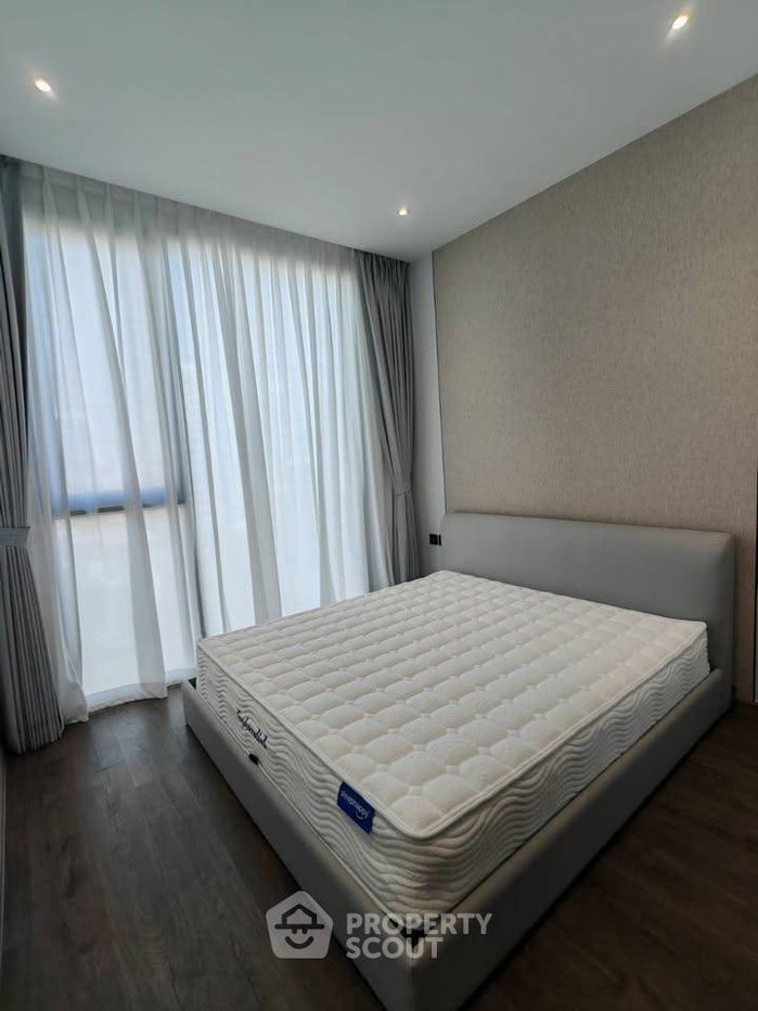 picture 2-BR Condo at ROMM CONVENT near BTS Sala Daeng (ID 3197537) - 4/11