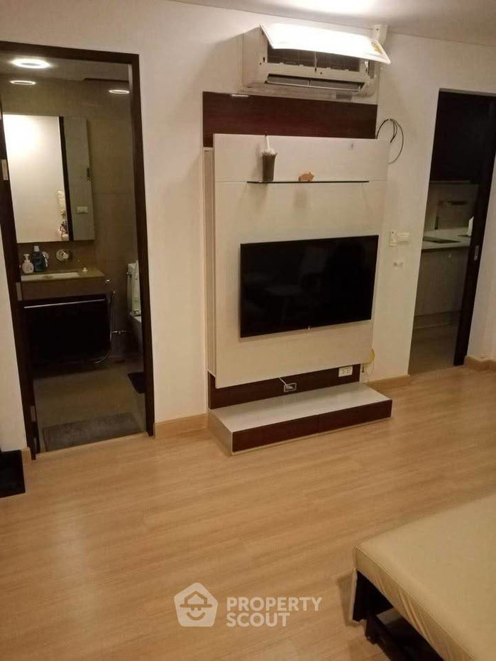 picture 100 Metres To BTS Ratchathewi | 1-BR At The Address Phathumwan (ID 3143867) - 4/9