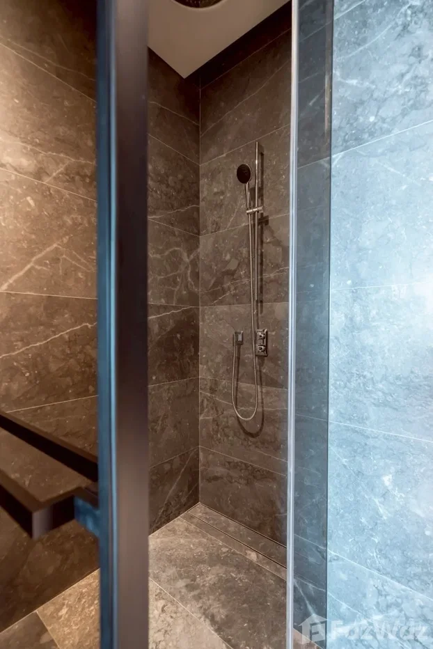 picture Luxury Riverside Living | Banyan Tree Residences 6752873 - 22/35