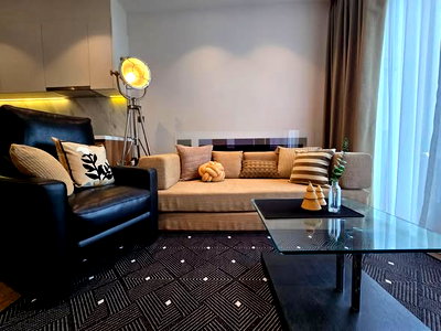 คอนโดให้เช่า : 2 ห้องนอน | 2 ห้องน้ำ | BTS Asok | 70 ตร.ม. | 75,000 บาท/เดือน | ชั้น 26 — Muniq Sukhumvit 23 Sukhumvit 23