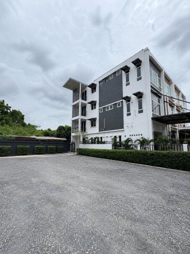 picture #HHR90 For Rent: 4-Story Home Office 📍 Town in Town - Pradit Manutham - 6/39