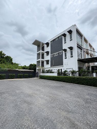 6-bed home office for rent, 800 sqm, 146 sq wah, The Paradise