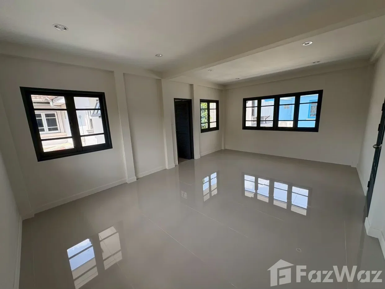 รูป บ้านเดี่ยว รีโนเวทใหม่ ใกล้โรงเรียนเพลินพัฒนาและตลาดสดธนบุรี 6728072 - รูปที่ 7/12