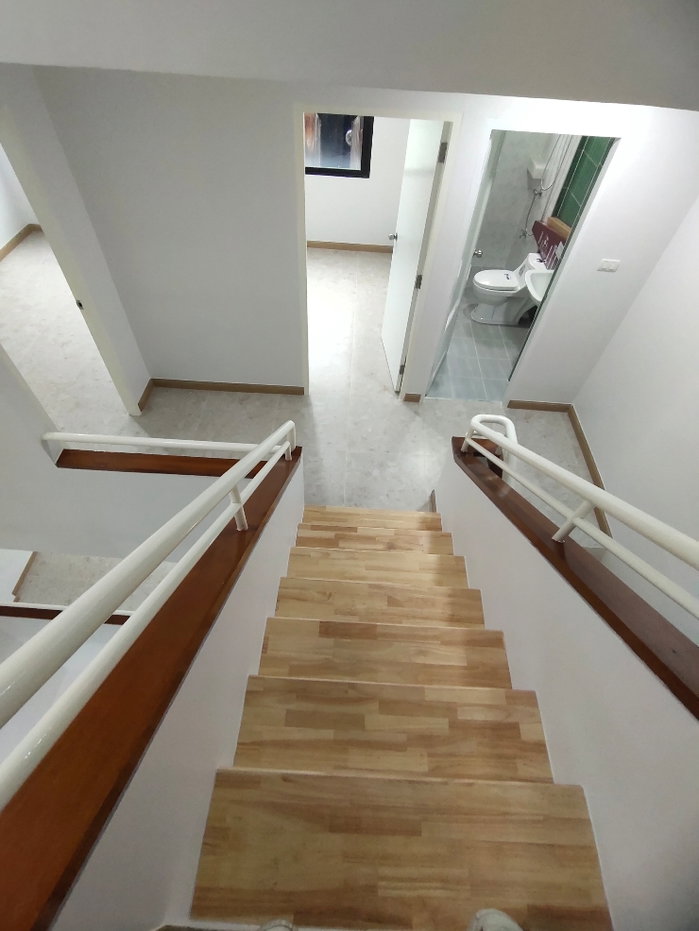 รูป ขาย–เช่า อาคาร 4 ชั้น Town in Town–ศรีวรา | Split-Level หายาก | 5 ห้องนอน 5 ห้องน้ำ | จดบริษัทได้ - รูปที่ 23/32