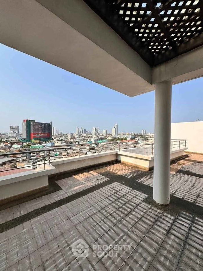 รูป ห้องกว้าง 3 ห้องนอน 241 ตร.ม. River Heaven Chareonkrung (ID 2846536) - รูปที่ 9/9