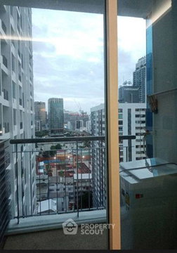 1-BR Condo at Villa Ratchatewi near BTS Phaya Thai (ID 2176779)