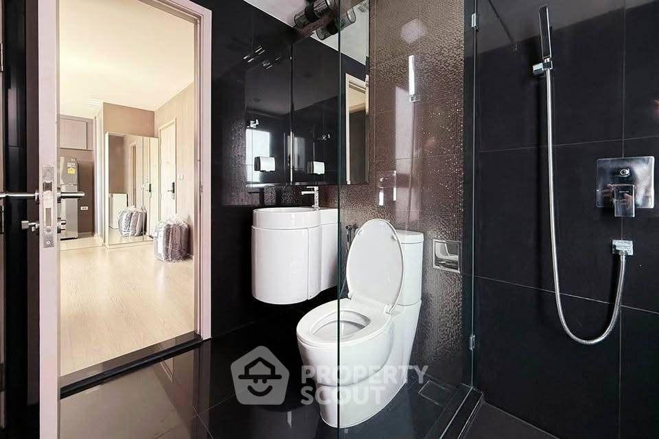 picture 18th-Floor 2-BR Rhythm Sukhumvit 36-38, 300m To BTS Thong Lor (ID 3102424) - 9/16