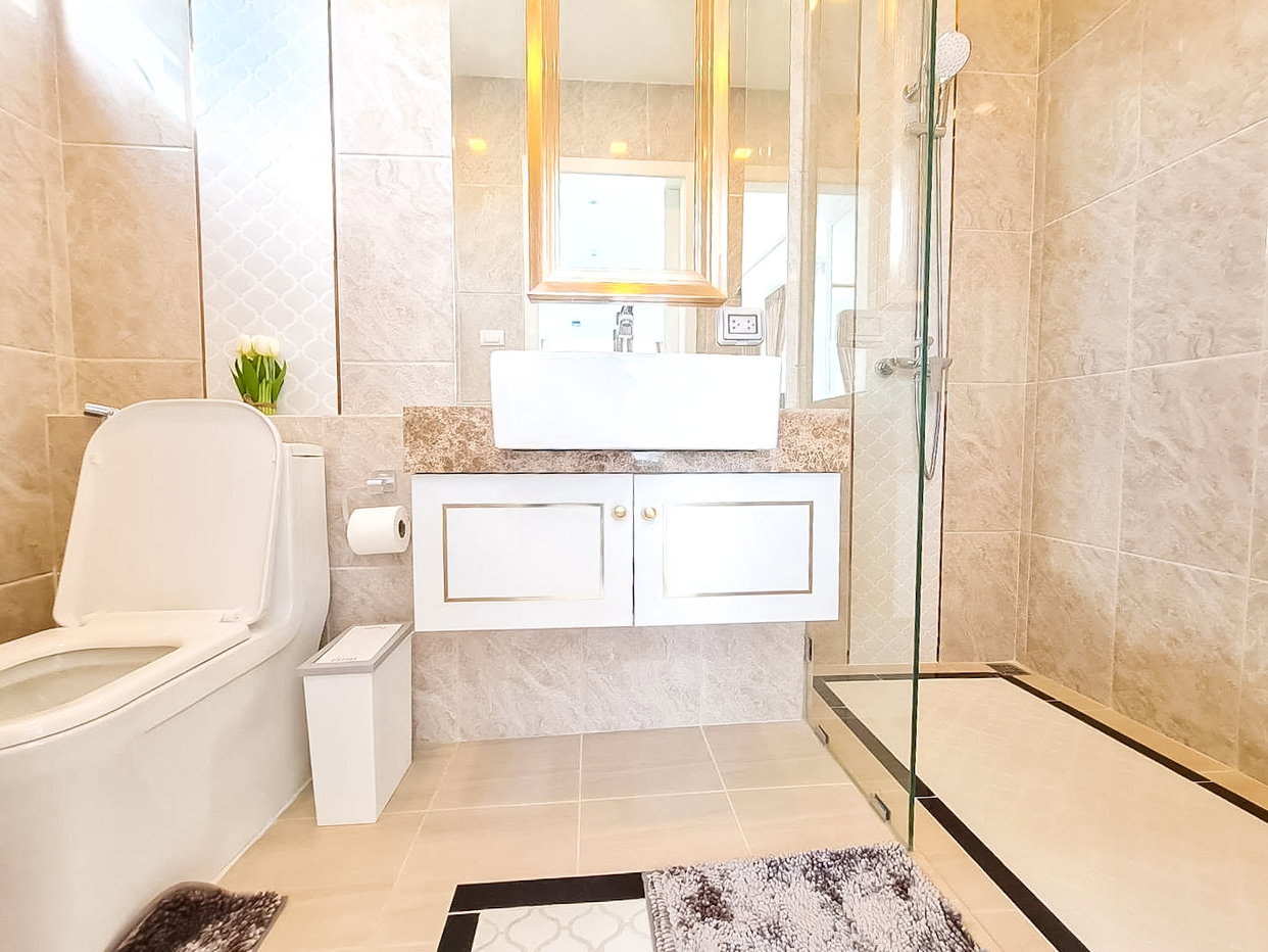 รูป 2 Bed Condo for Sale The Empire Tower Pattaya Sea View - รูปที่ 9/12