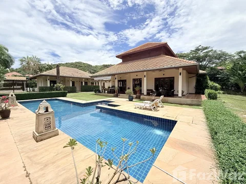 Superb Balinese-Style Villa in White Lotus 2, Hua Hin 6753785