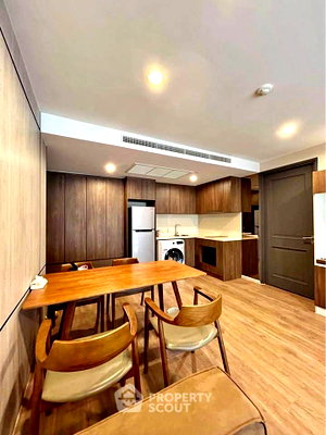 ขายคอนโด : คอนโดหนึ่งห้องนอน Noble Above Wireless-Ruamrudee ใกล้ BTS นานา (ID 3011231)
