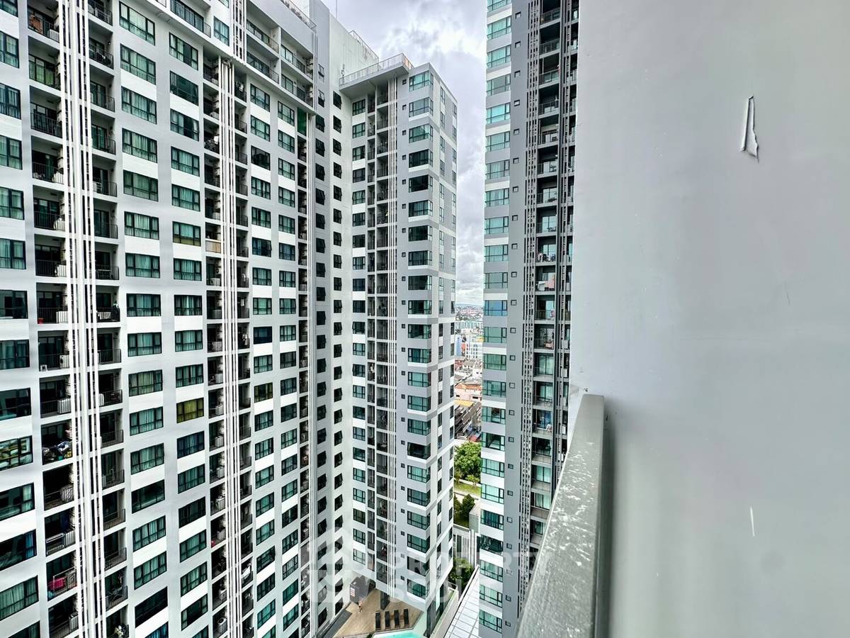 picture High-Floor 1-BR Condo At The Base Central Pattaya (ID 3280852) - 13/38