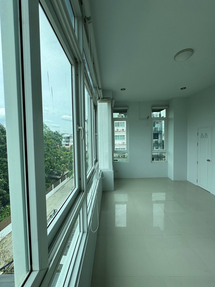 picture #HHR90 For Rent: 4-Story Home Office 📍 Town in Town - Pradit Manutham - 29/39