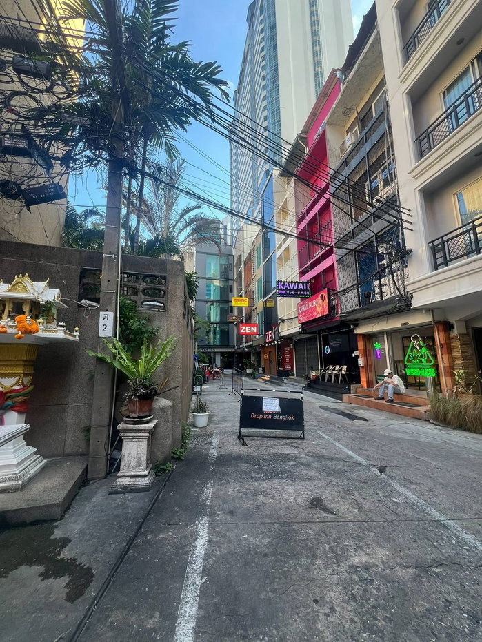รูป LTHC16121 - Commercial for Sale Sukhumvit 20 | 180 sq.m. | 14 sq.wah. | 29 MB - รูปที่ 5/7
