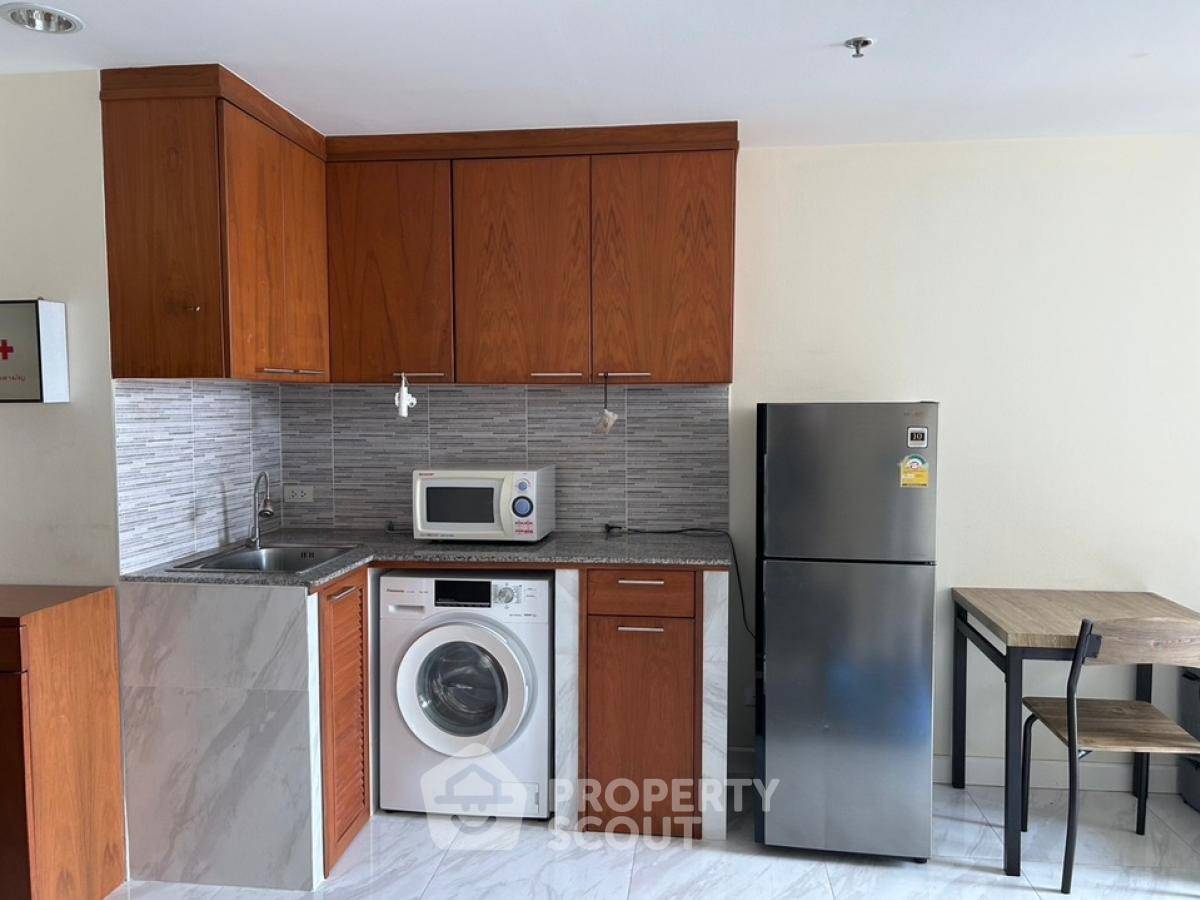 picture 2-BR Condo at Baan Pathumwan Condominium near BTS Ratchathewi (ID 3152076) - 9/10