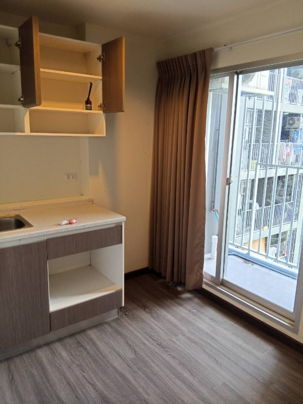 picture The Trust Condo@BTS Erawan for rent the best price. - 5/13