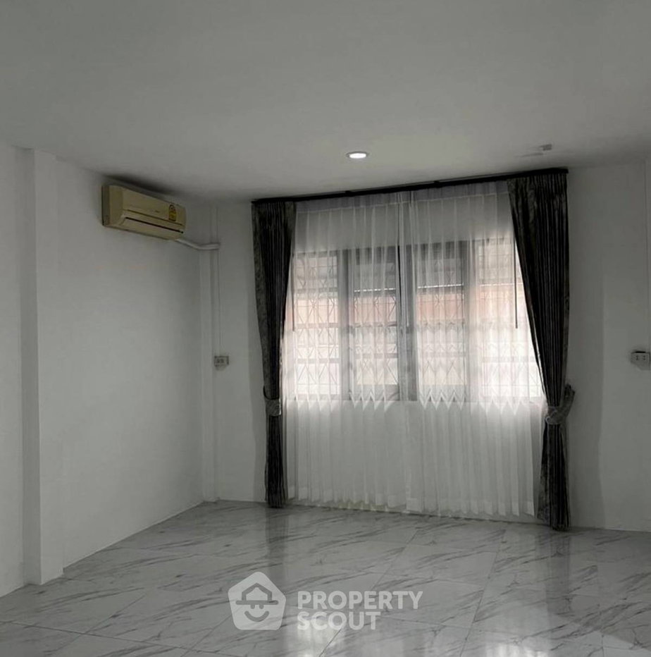 รูป บ้าน 5-ห้องนอน ใน พลับพลา (ID 3271266) - รูปที่ 7/7