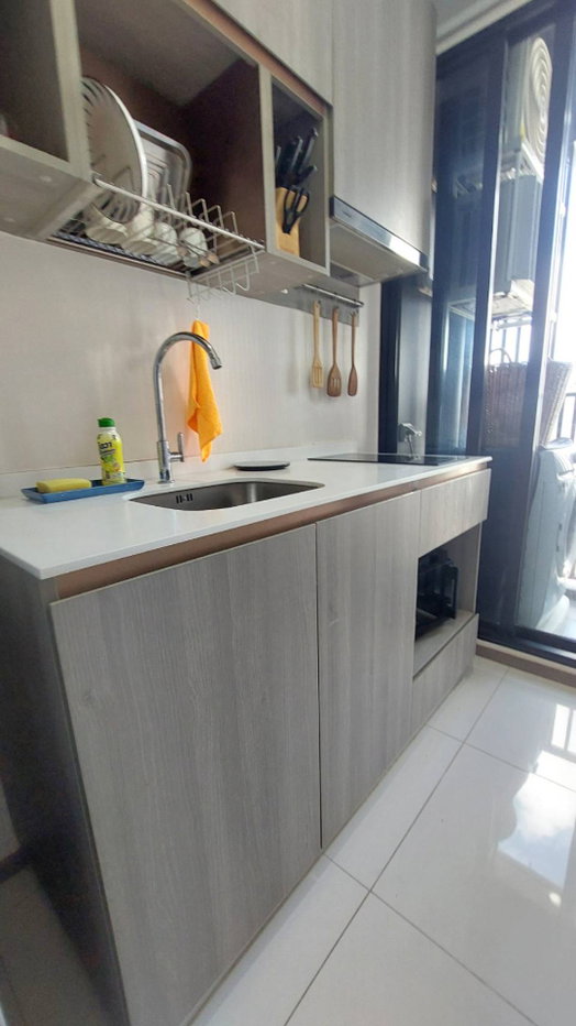 picture For Rent: Modern High-Floor 1-Bedroom at Knightsbridge Prime Onnut - 18/19