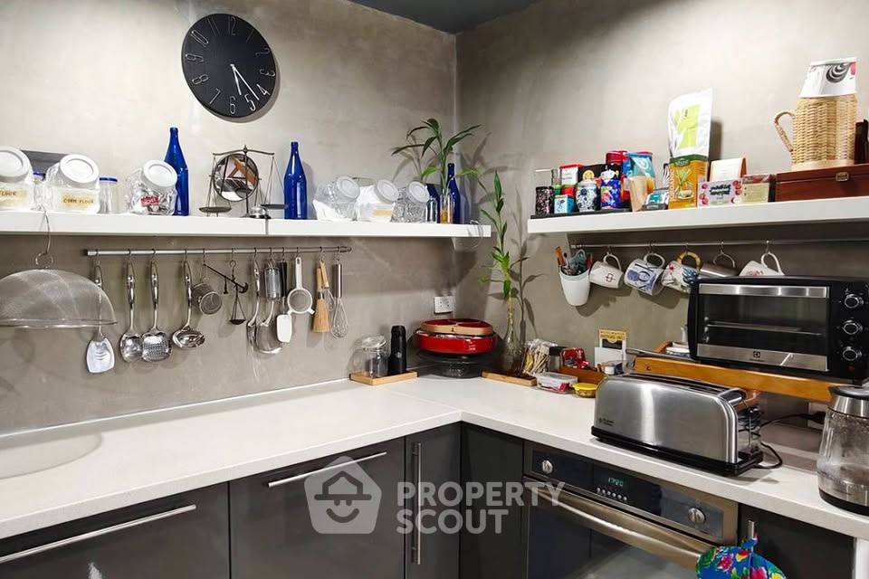 picture 3-BR Condo at Beverly Tower near ARL Makkasan (ID 3161048) - 8/38