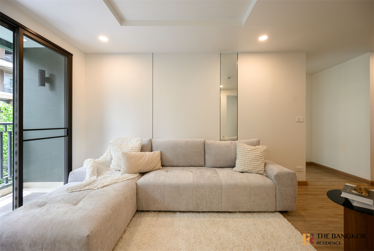 picture High-potential Location, Not as Expensive as You Think Voque Sukhumvit 16 - 4/10