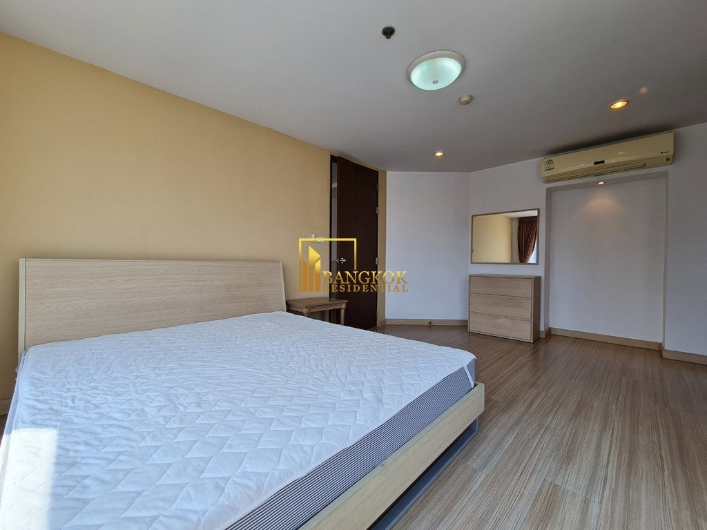 picture Renovated 2 Bedroom Asoke Apartment - BR0826AP - 8/23