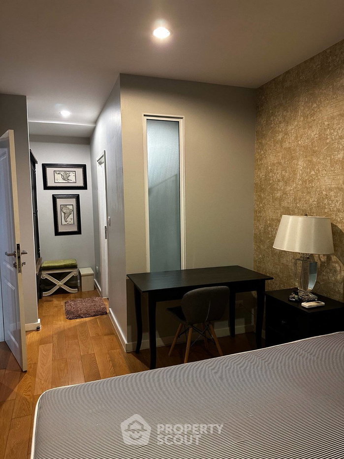 picture 1-BR Condolette Dwell Sukhumvit 26 Near BTS Phrom Phong (ID 3279418) - 3/6