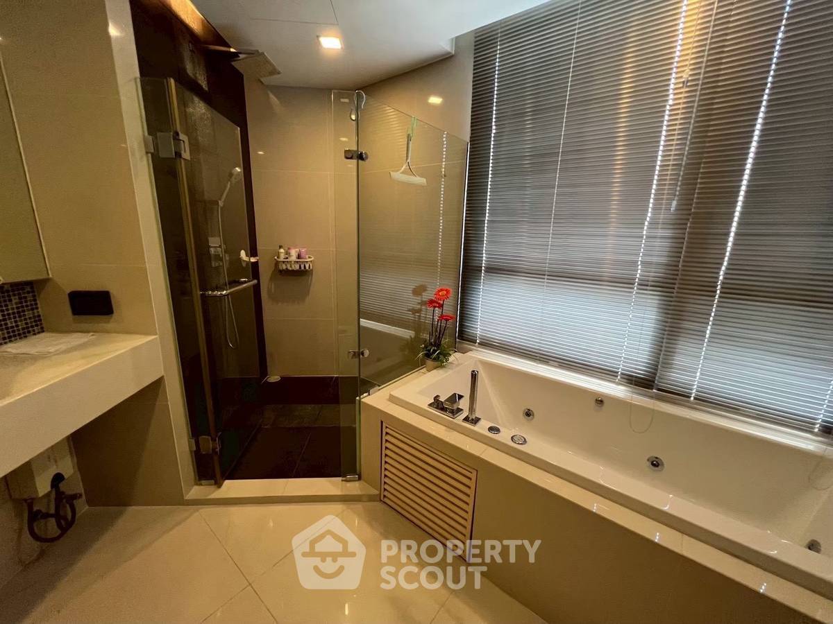 picture 70m To BTS Phra Khanong | 2-BR Condo At Rhythm Sukhumvit 44/1 (ID 3239213) - 3/21