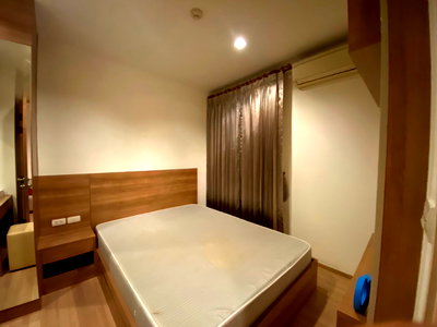 Condos for rent : T291 Condo for rent Rhythm Phahon-Ari, good location, near BTS, fully furnished, with a washing machine, super special price.