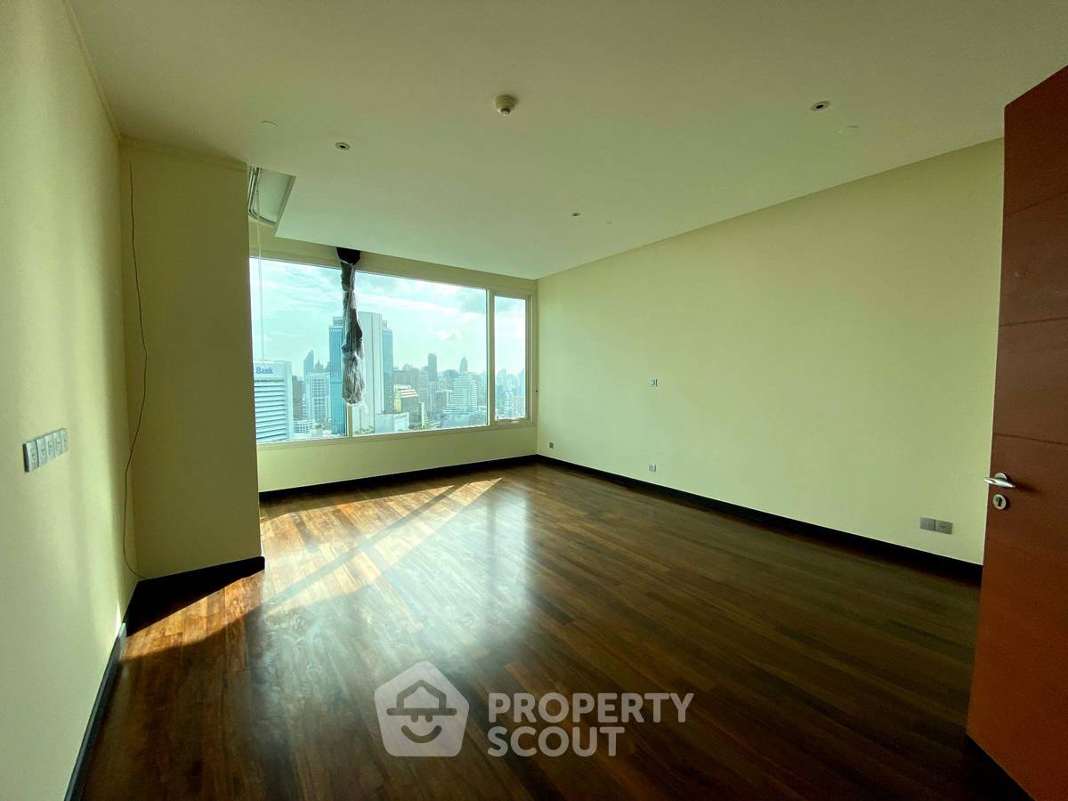 รูป คอนโด 3-ห้องนอน ที่ ดิ อินฟินิตี้ คอนโดมิเนียม ใกล้ BTS ช่องนนทรี (ID 821089) - รูปที่ 9/12