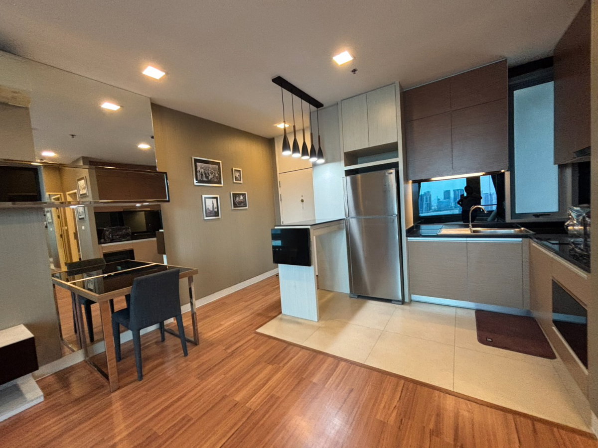 picture For Rent VANTAGE RATCHAVIPHA Fully Furnished (Near BTS Ratchayothin) - 8/20