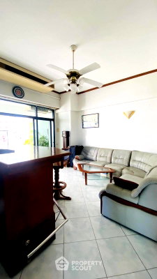 Condos for sale : 3-BR Condo at Jomtien Complex Condotel close to Jomtien Beach (ID 3282331)