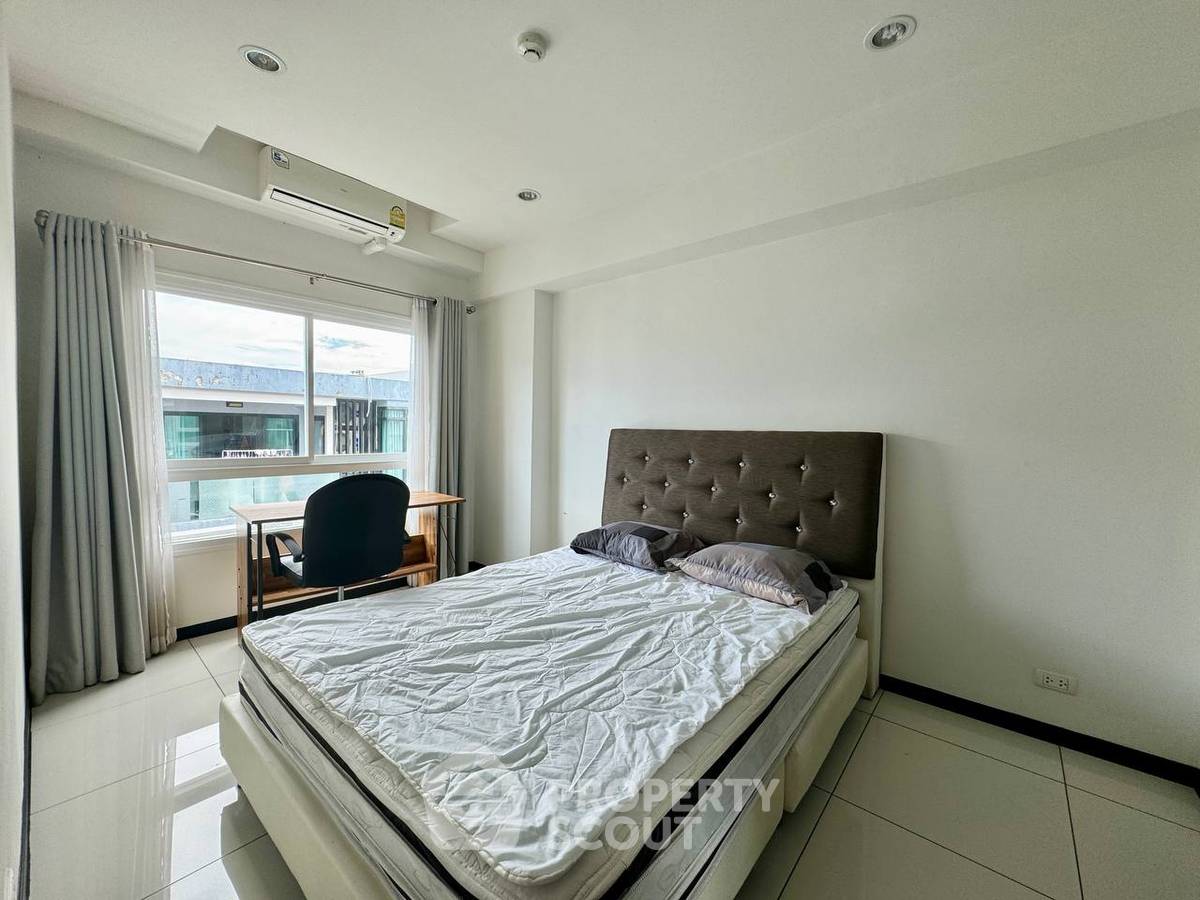 รูป ขายคอนโด 2 ห้องนอน Siam Oriental Elegance 2 ย่านพระตำหนัก (ID 3280988) - รูปที่ 13/18