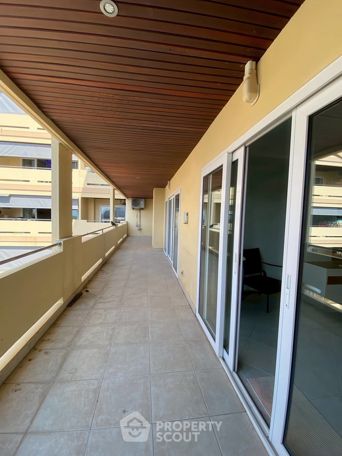 รูป คอนโด 2 ห้องนอน ขนาด 184 ตร.ม. View Talay Residence 5 Pratumnak (ID 3282455) - รูปที่ 17/19