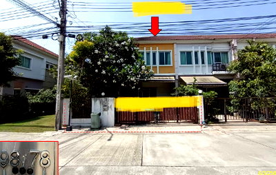 ทาวน์โฮม สมุทรปราการ : 🏡 ขายบ้าน หมู่บ้านวิสต้า วันเอทโอ เทพารักษ์-วงแหวน VISTA ONE EIGHTO Thepharak-Wongwaen