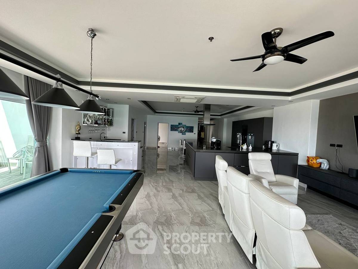 รูป ชั้น 27 3 ห้องนอน 260 ตร.ม. View Talay 7 Condominium Jomtien (ID 3282451) - รูปที่ 32/41