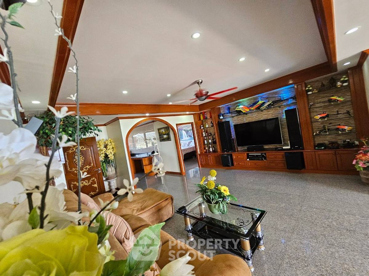 รูป คอนโด 2-ห้องนอน ที่ จอมเทียน พลาซ่า คอนโดเทล ใกล้ หาดจอมเทียน (ID 3282333) - รูปที่ 21/27