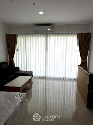 Condos for sale : 1-BR Condo at View Talay 5 Condominium Jomtien close to Jomtien Beach (ID 3282443)