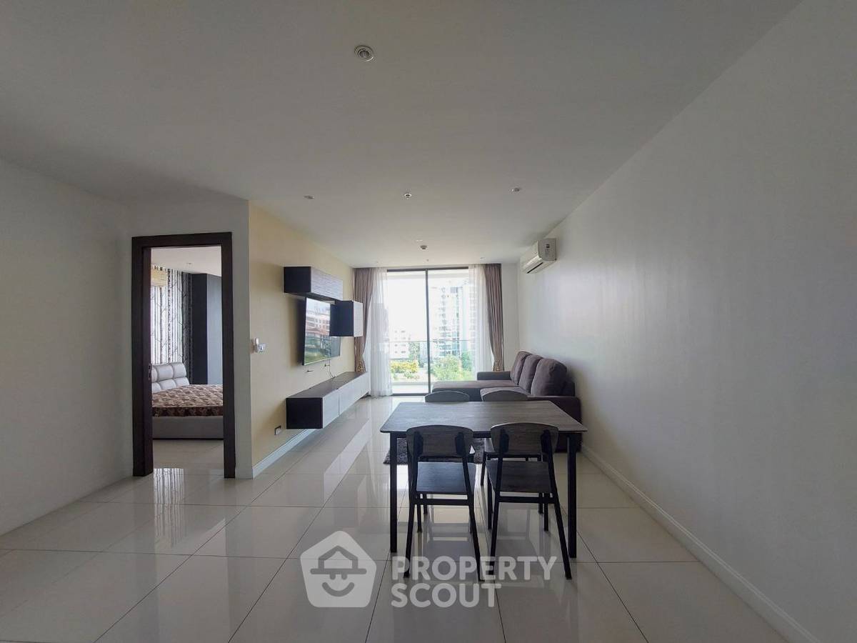 picture 1-BR Condo at The Point Pratumnak close to Phratamnak (ID 3281079) - 2/22