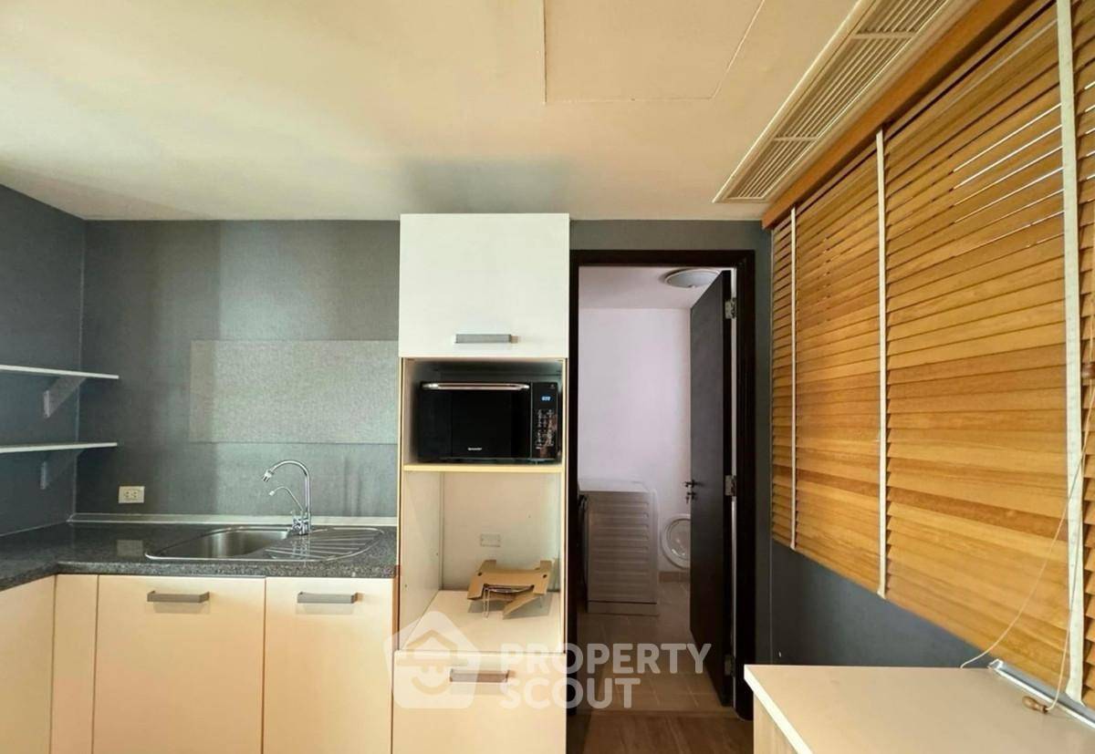 picture 24th-Floor 4-BR Fullerton Sukhumvit 400m To BTS Ekkamai (ID 2450482) - 3/12