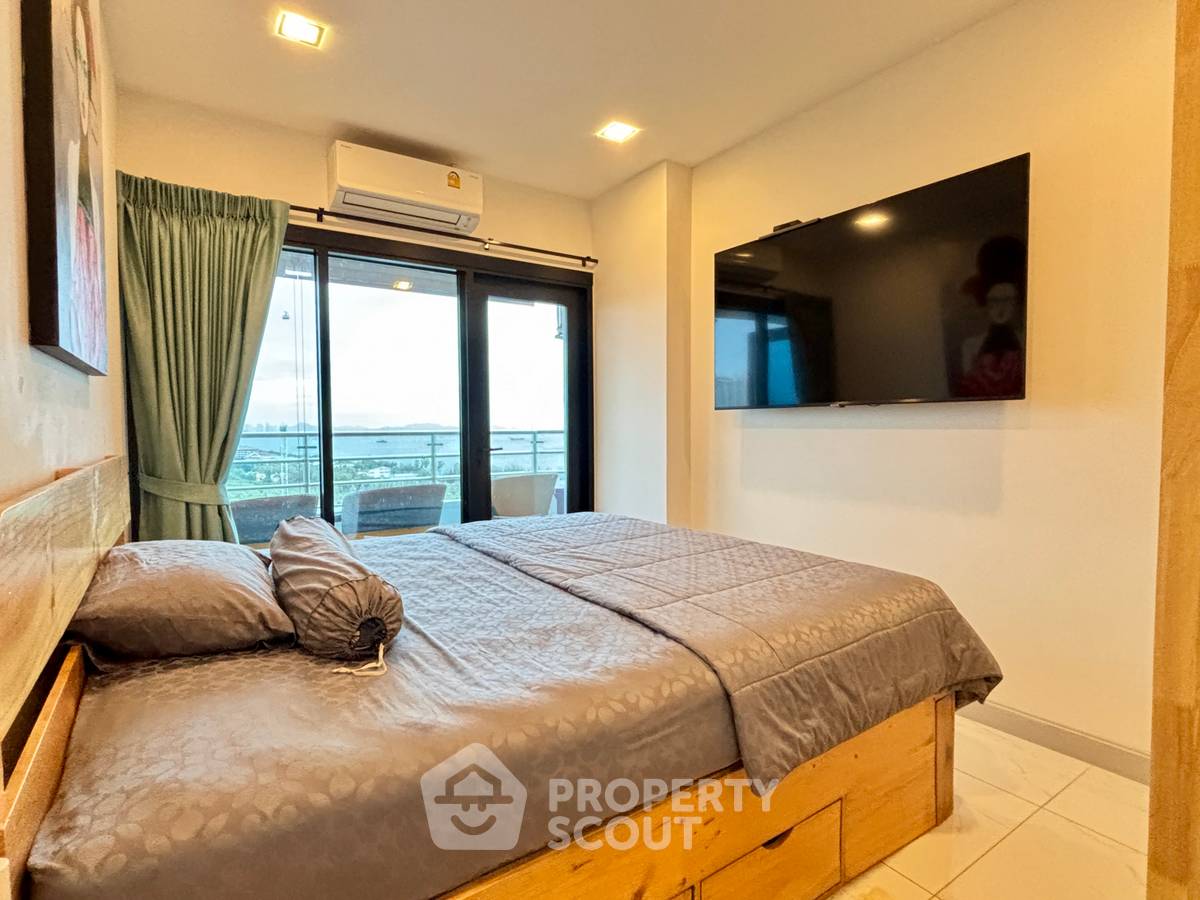 picture 2-BR Condo at View Talay 3 close to Phratamnak (ID 3281144) - 22/22