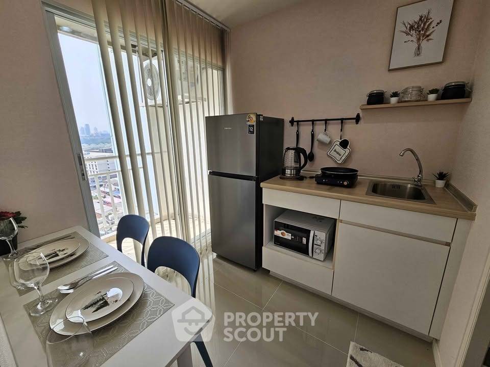 รูป คอนโด 1-ห้องนอน ที่ วีเอ็น เรสซเดนซ์ 3 ใกล้ ถนนพระตำหนัก พัทยา (ID 3281393) - รูปที่ 7/8