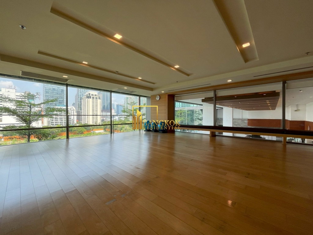 picture Bright 3 Bedroom Serviced Apartment in Ploenchit - BR7037SA - 30/35