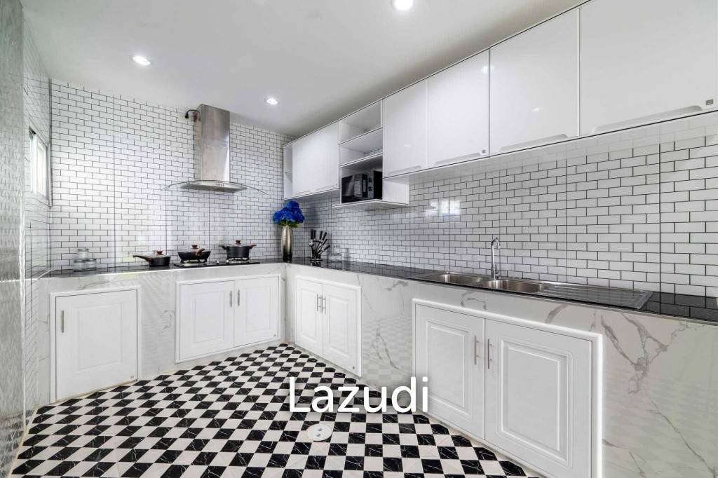 รูป บ้านเดี่ยว 3 ห้องนอน ตกแต่งอย่างหรูหรา ที่พรเทพ การ์เดน วิลล์ 6 - รูปที่ 12/35