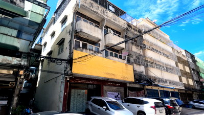 Shophouses for rent : Commercial Building for Rent — Rama 3 Soi 52