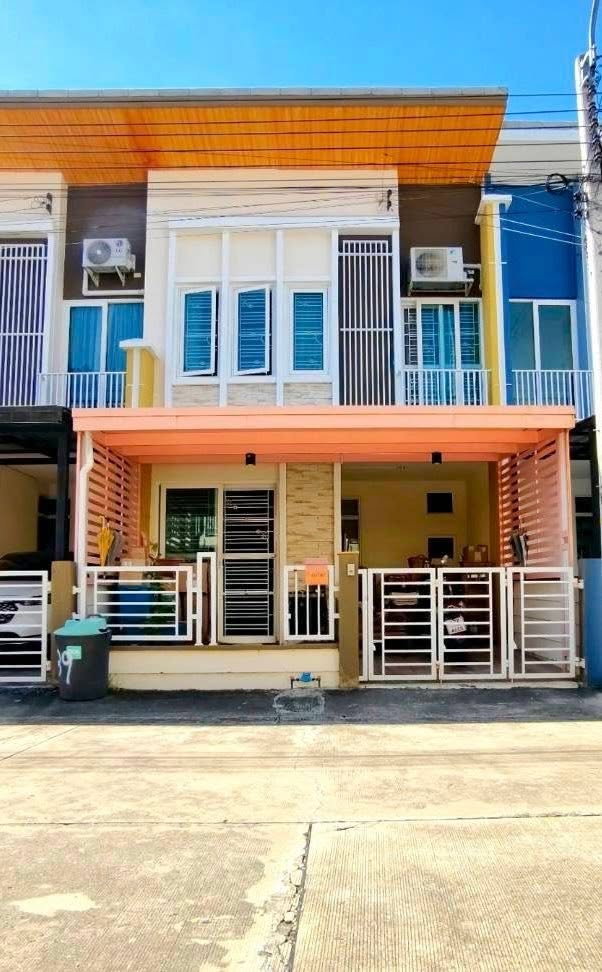 ขายทาวน์โฮม : 🛑ขายด่วนน Golden Town Srinakarin-Sukhumvit โกลเด้น ทาวน์ ศรีนครินทร์-สุขุมวิท  ทำเลดี เดินทางสะดวก ต่อเติมครบ✅ พร้อมของแถมจัดเต็ม