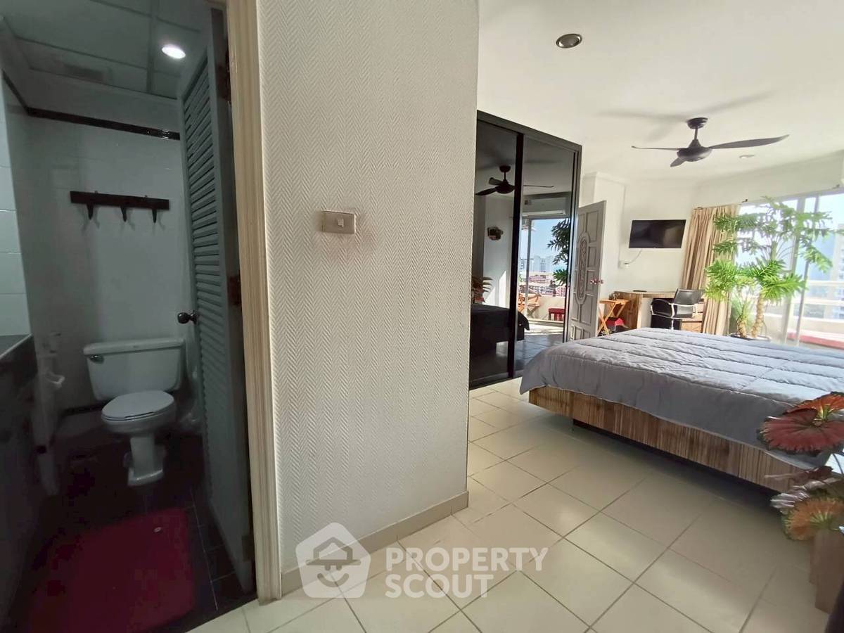 รูป ขายคอนโด 1 ห้องนอน 64 ตร.ม. View Talay 1 Condominium Jomtien (ID 3281010) - รูปที่ 24/100