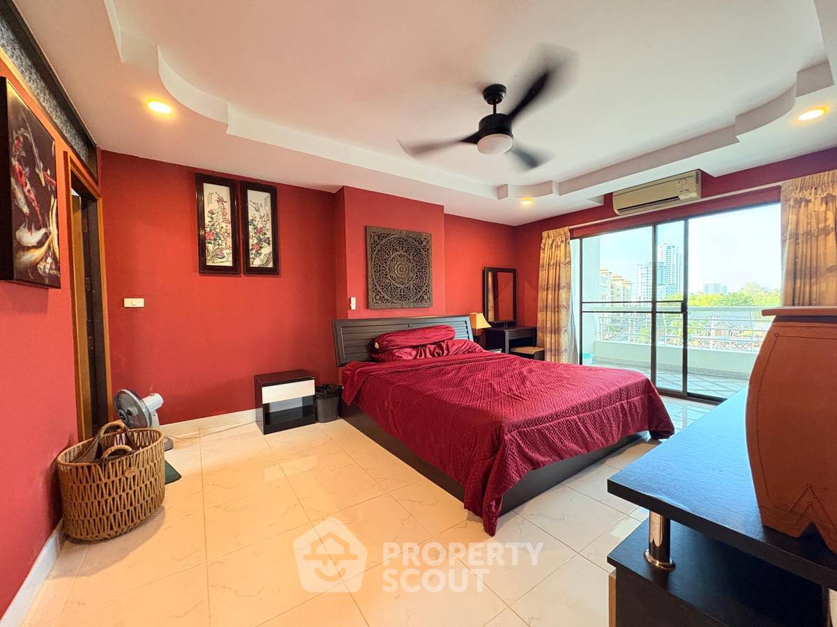 รูป คอนโด 1 ห้องนอน ขนาด 95 ตร.ม. Pattaya Hill Resort ขาย (ID 3280977) - รูปที่ 6/27