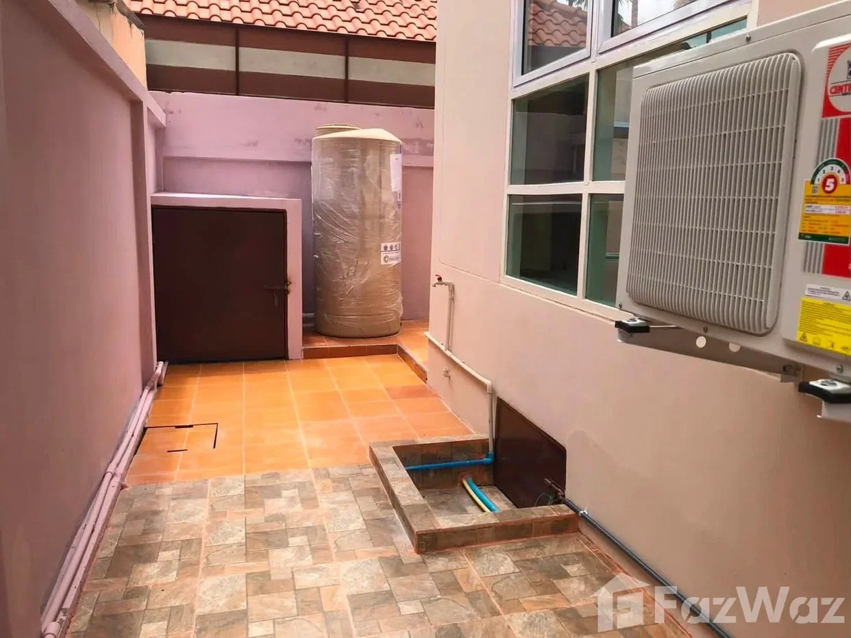 picture House for Sale / Rent – Great Location 6653955 - 2/5