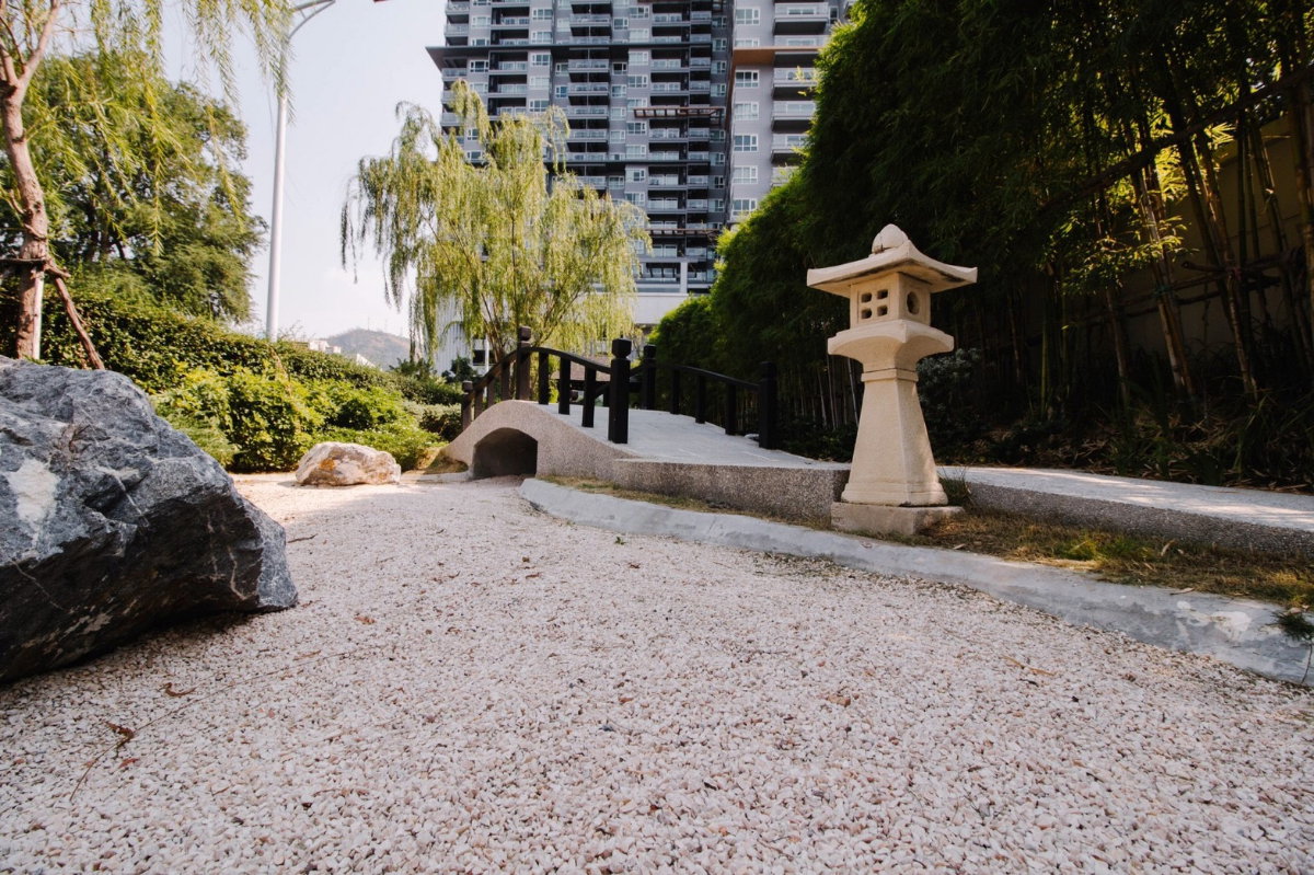 รูป The Zea Sriracha ⭐ ห้องมุม ชั้น 15 | วิวทะเล + Infinity Pool | วิวพระอาทิตย์ตก - รูปที่ 20/21
